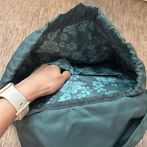 Vera Bradley Berkhill Backpack - Green - Picture 4 of 8